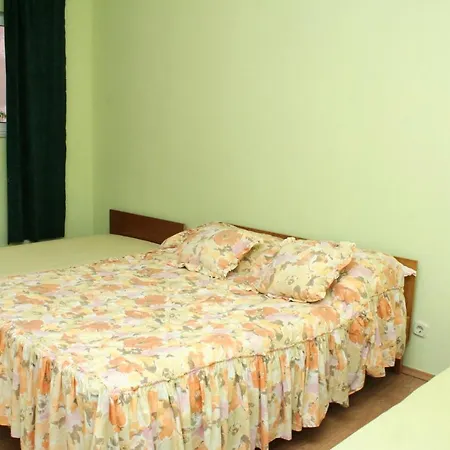 With Parking Space - 4214 Lejlighed *