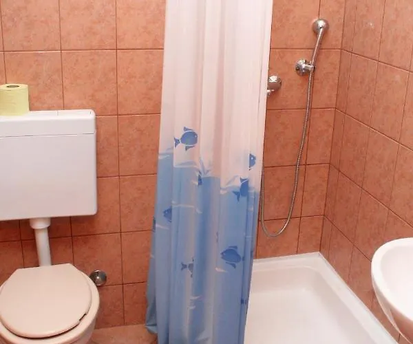 With Parking Space - 4214 Apartmán Vodice