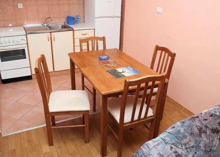 Apartmán With Parking Space - 4214 Vodice