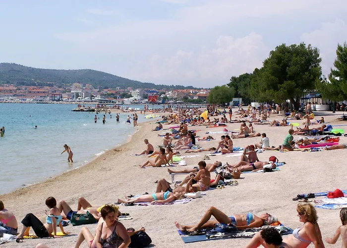 With Parking Space - 4214 Vodice