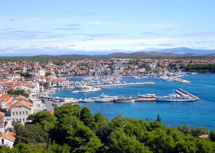 With Parking Space - 4214 Vodice